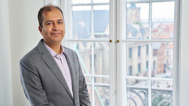 Portrait of teacher on Niels Brock Copenhagen Business College Waqas Ahmed