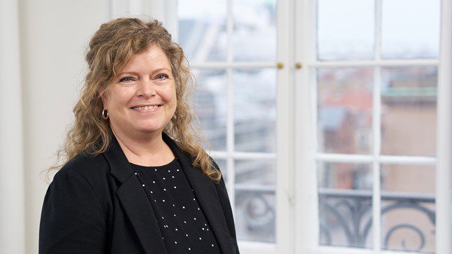 Portrait of teacher on Niels Brock Copenhagen Business College Charlotte Riazi