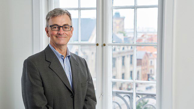 Portrait of teacher on Niels Brock Copenhagen Business College Mattias Wärn