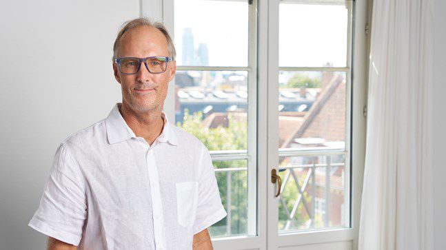 Portrait of teacher on Niels Brock Copenhagen Business College Kineon Walker