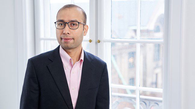 Portrait of teacher on Niels Brock Copenhagen Business College Syed Muhammed Ali