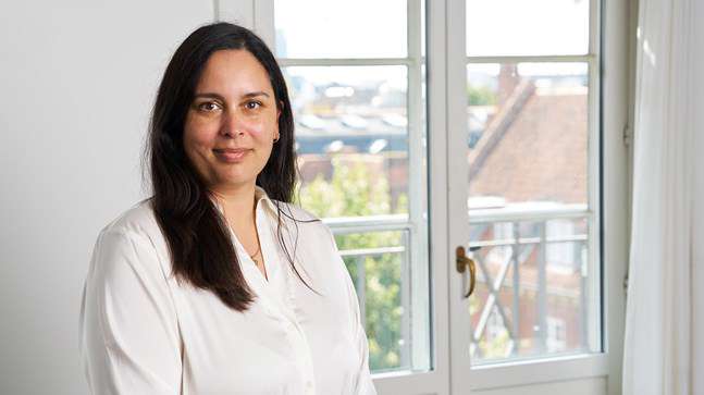 Portrait of teacher on Niels Brock Copenhagen Business College Nina Singh Gangoso