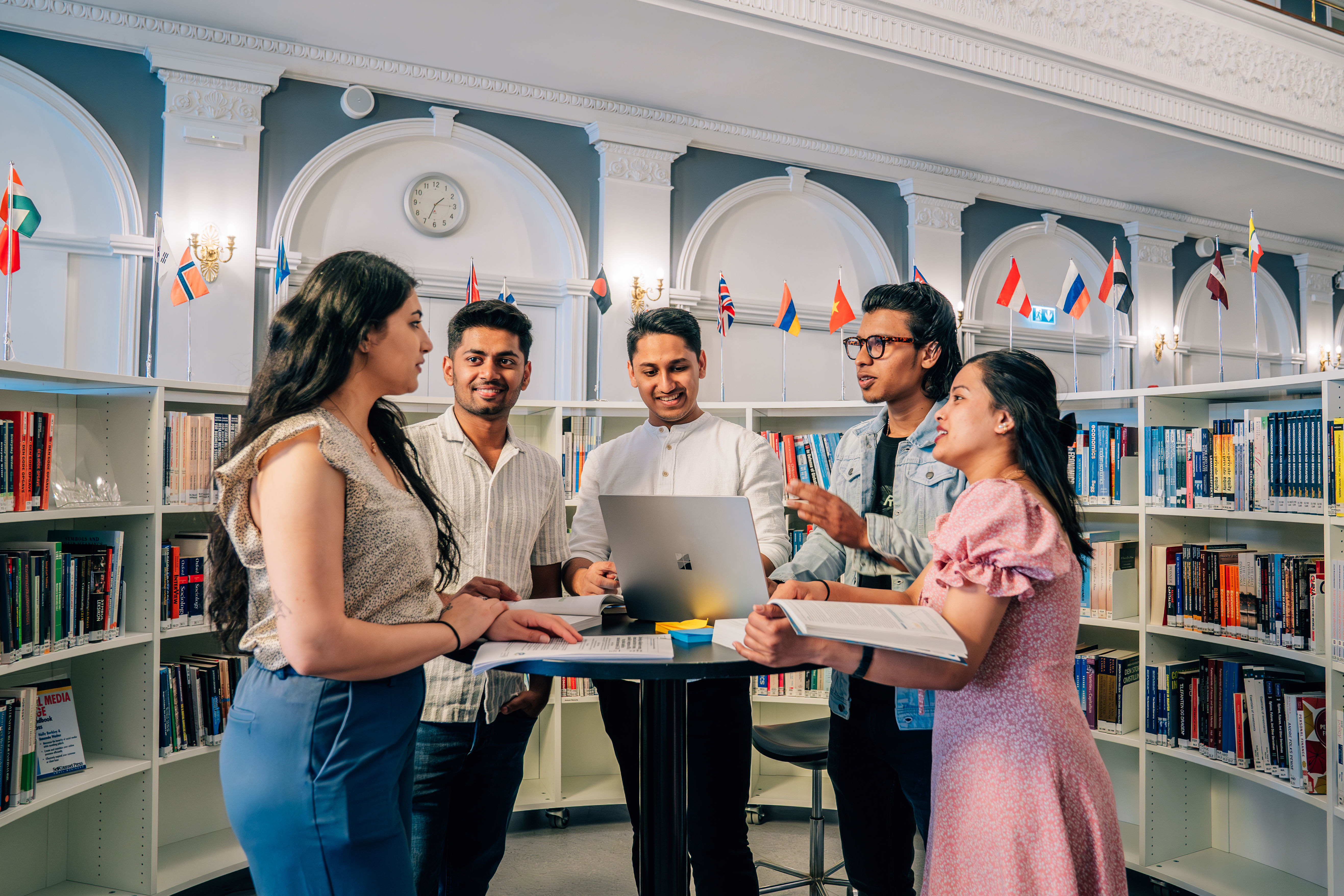 Students from Niels Brock Copenhagen Business College talking